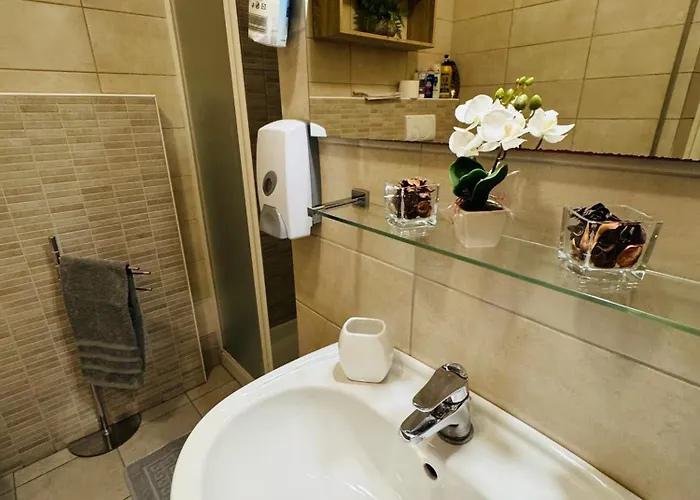 Casa Elena 3 Πανσιόν